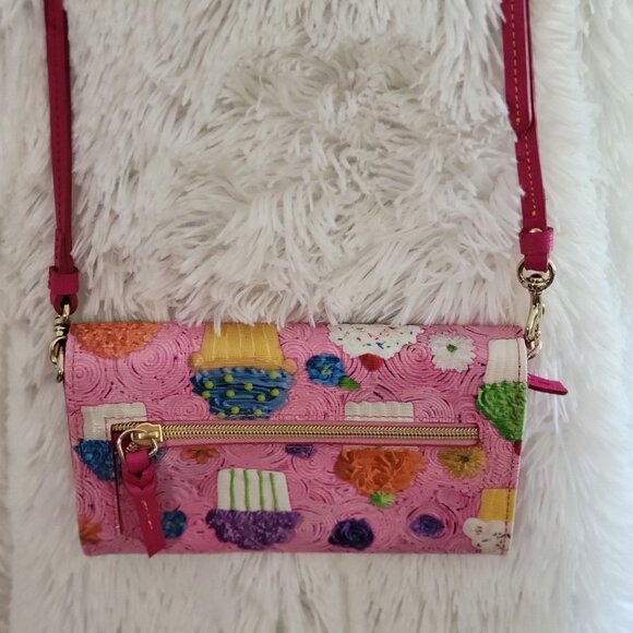 Fashion Inspired Pink Cup Cake Print Crossbody Wallet with Detachable Strap - Picture 5 of 9